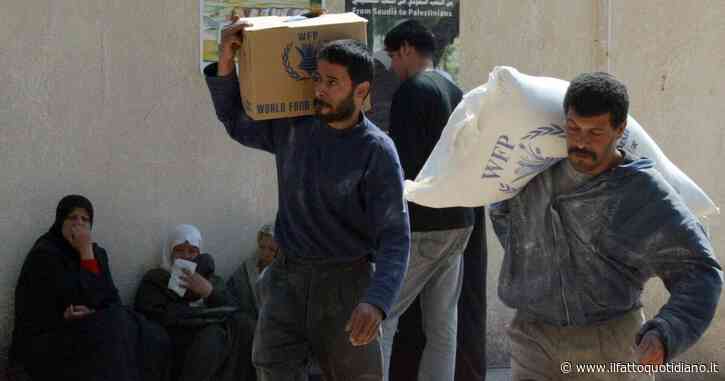 Gaza, Onu: “Costretti a sospendere operazioni umanitarie. Non possiamo più fare nulla, le consegne di cibo sono gravemente ostacolate”