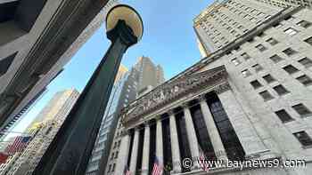 Dow Jones closes at record high even as S&P 500, Nasdaq tick lower