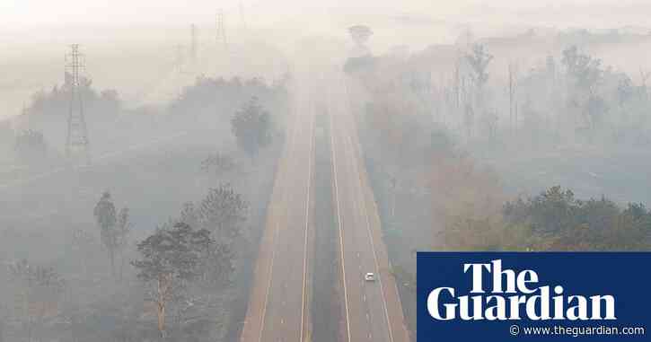 Brazil minister declares ‘war’ with fire as smoke cloaks Brasília and São Paulo