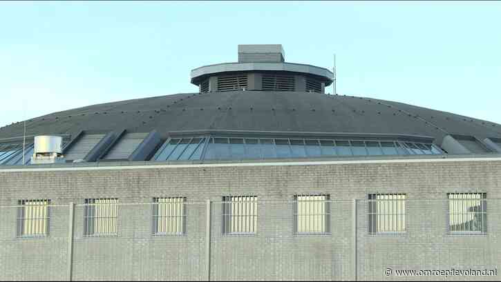 Lelystad - Gevangenen in Lelystad klagen meer over eten, activiteiten en straffen