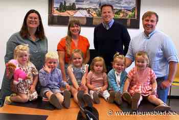 Schepenen werden afgelopen zes jaar zes keer papa of mama, en er is nóg een baby op komst: “Het was een vruchtbare legislatuur”