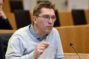 Schepen Franky Demon even buiten strijd na zware val met fiets: “Zadel brak af”