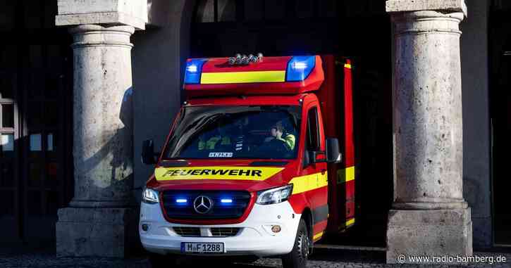 Feuerwehr entfernt festsitzenden Jade-Armreif