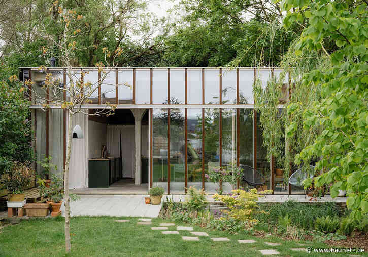 Betonbaum macht Raum
 - Gartenhaus in Gent von Atelier Janda Vanderghote