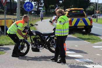 Bestuurster onder invloed rijdt brommerrijder aan