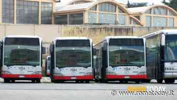 Incendio in una rimessa Atac. Dato alle fiamme un bus dismesso