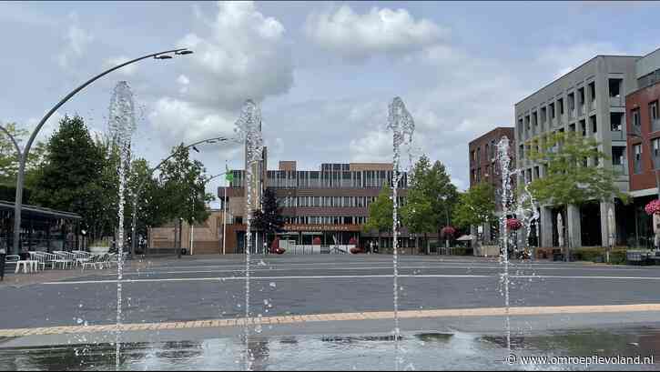 Dronten - Plannen voor schaatsfeest op kunstijs op Meerpaalplein in december
