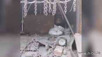 Mehr Platz für Sturmtruppen: Russen schicken Schildkrötenpanzer ohne Kanone ins Gefecht