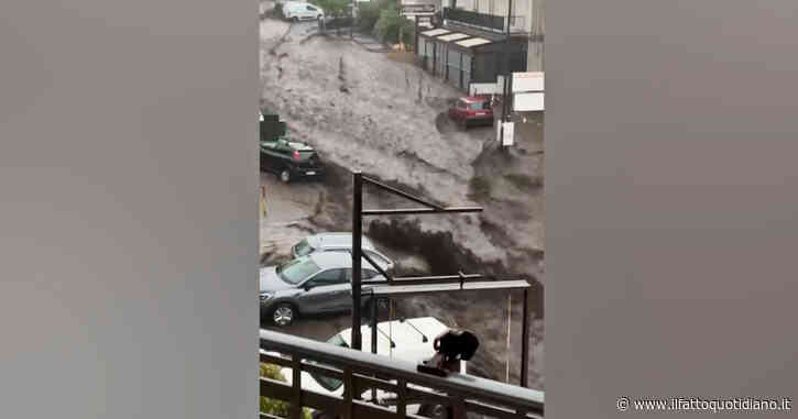 Violento nubifragio ad Avellino, strade come torrenti a Baiano: il video del fiume d’acqua