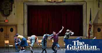 Actors At Edinburgh Festival Are Protesting From The Stage Over Scotland’s Arts Funding Cuts