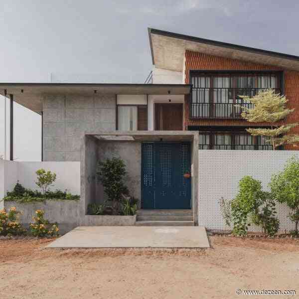 Expansive roofs create indoor-outdoor spaces in concrete Indian home