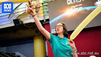 How an immunologist built a career in science, outside of a full-time job in a lab