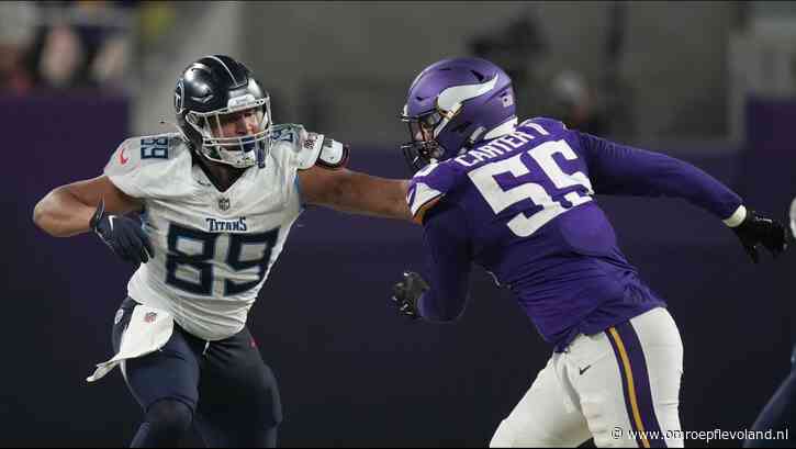 Almere - Almeerse coach trots dat zijn pupil plek heeft bemachtigd in NFL, 'Veel offers gebracht'