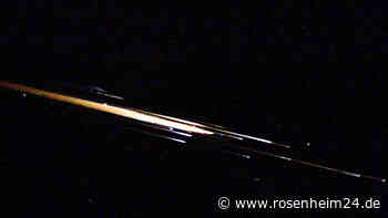 Mysteriöser Lichtschweif am Nachthimmel gab Rätsel auf: Das steckte dahinter!