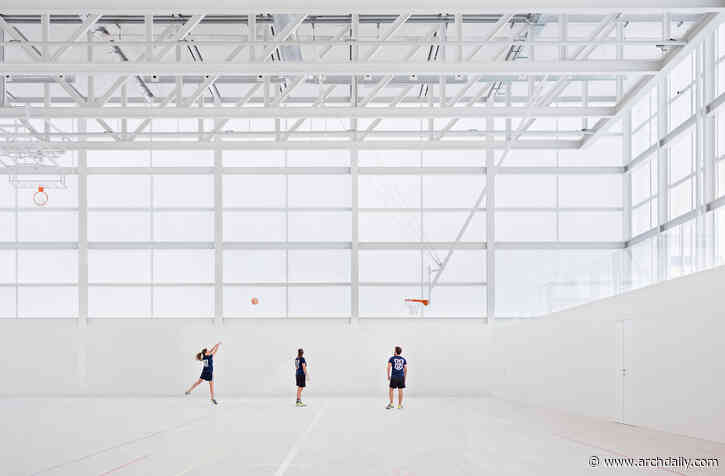 From Wooden Shells to Polycarbonate Panels: The Materials Shaping Flexible Sports Spaces