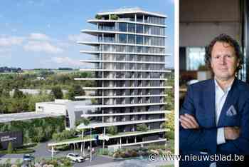 Poetsvrouw (26) zwaargewond na val van 12 meter in liftschacht nieuw torengebouw: “Lift was dinsdag nog maar gekeurd”