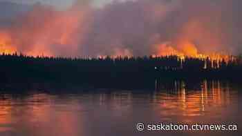 More Northern Sask. residents forced from their homes as wildfire approaches