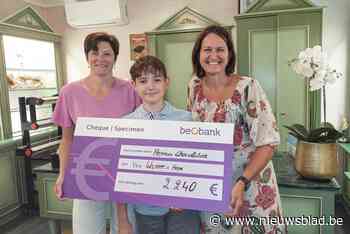 Snoepverkoop van Warre en Emelie brengt mooi bedrag (en een ontbijt) op voor kinderen met kanker