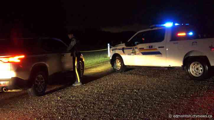 'Tragic event': 1 dead after stabbing at Edmonton Corn Maze