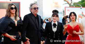 Wereldsterren schitteren op rode loper van filmfestival van Venetië, bekijk hier de foto's