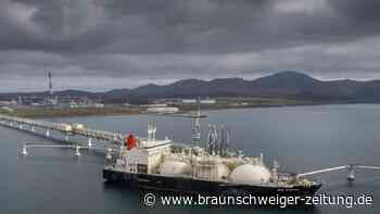 Wie Putins Geisterflotte Sanktionen umschifft