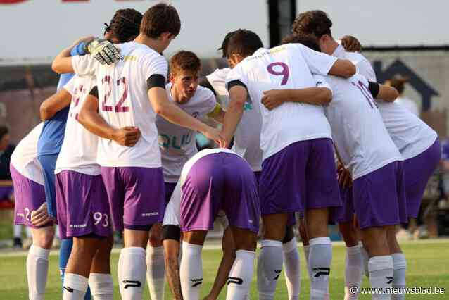 AFTELLEN TOT DE COMPETITIESTART, ENQUÊTE 2DE AFDELING VV A. New look Harelbeke grootste titelkandidaat, strijd voor behoud lijkt nu al razendspannend te worden