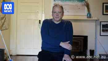 Nicheliving customer left waiting four years for his house now facing homelessness