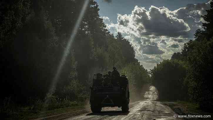 Russia faces "difficult fight" to retake Ukraine-held area, says top US spy