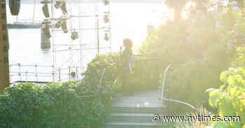 For the Solo Explorer: Airport Lounges, Parks and Other Urban Spaces