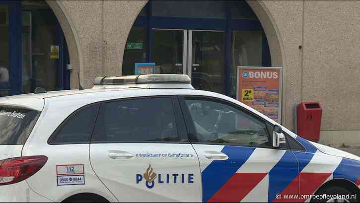 Lelystad - Taakstraf voor overval op supermarkt met mes, 'Kassa leeg, nu!'