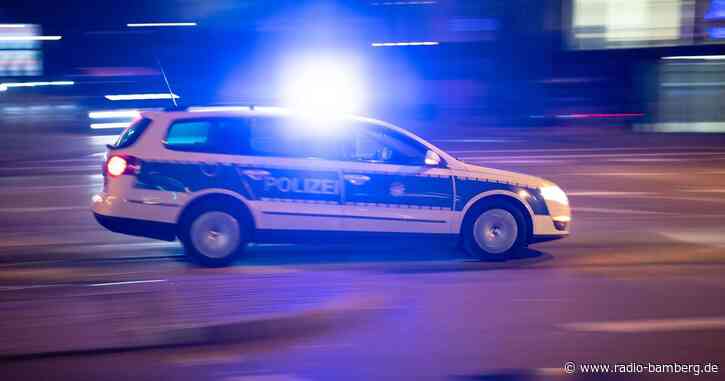 Mann ersticht Ex-Frau vor Wohnhaus