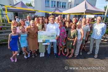 Marnixring schenkt 2.000 euro voor aanleg nieuw voetbalveldje
