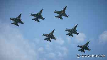 Während massivem Beschuss: Erster F-16-Kampfjet in der Ukraine abgestürzt