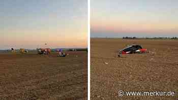 Hubschrauber stürzt bei Straubing ab: Feuerwehr im Einsatz – Polizei nennt erste Details