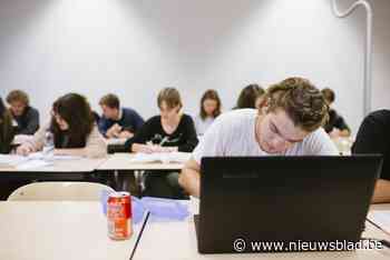 Tweedekansonderwijs zit in de lift: steeds meer volwassenen willen alsnog middelbaar diploma halen