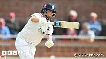 Bears outplay Kent on day one at Edgbaston