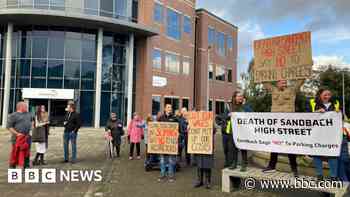 Free Sunday and evening parking set to be scrapped