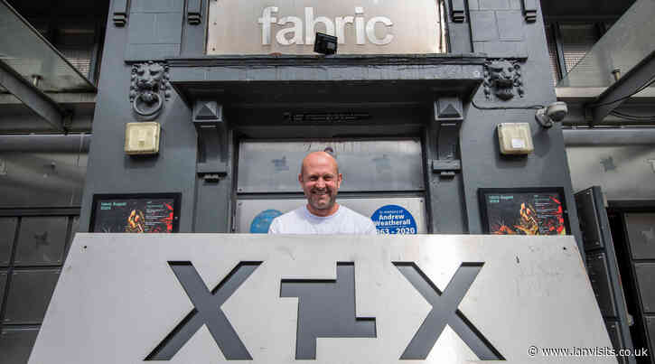 New fabric sign for the London Museum is made from metal
