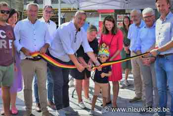 Omgeving rond sportieve basisschool Duizendpluspoot heraangelegd: “Belangrijk voor veiligheid kinderen”