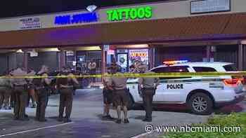 Tattoo shop employee shot by robbers in Kendale Lakes: Police