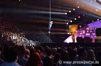 Weltrekord. Sebastian Pufpaff startet "TV total XXL" am Samstag auf ProSieben mit einem Weltrekord