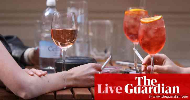 Government seeking to make ‘fewer places where you can smoke’ – UK politics live