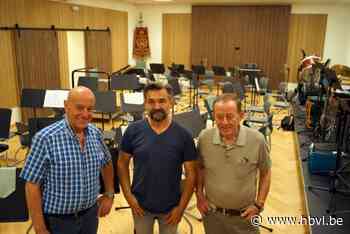 Muzikanten verbouwen eigenhandig hun repetitielokaal: “Een jaar lang al onze vrije tijd in gestoken”