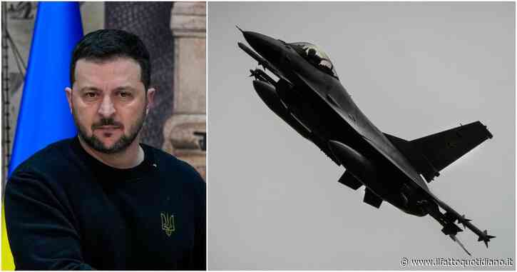 Zelensky destituisce il capo dell’Aeronautica dopo lo schianto dell’F-16. E una deputata di Kiev accusa: “Abbattuto da fuoco amico”