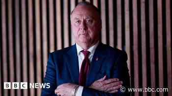 Mining boss opposes staff leaving office for coffee