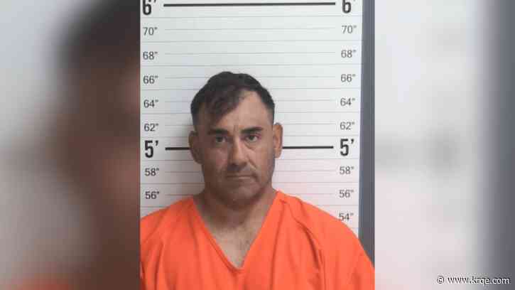 Clovis police arrest man for breaking into home