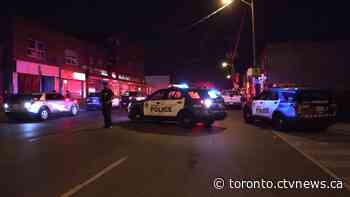 2 cops injured while arresting alleged impaired driver: Toronto police