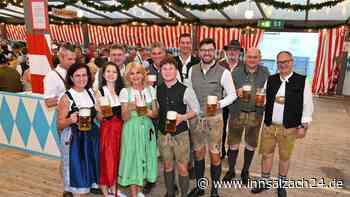 Wiesn-Bierprobe in Rosenheim: Ein Dankeschön für alle Helfer beim Aufbau