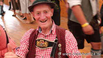 Einer der letzten seiner Zunft im ganzen Land: Der „Korn Kari“ aus Au und sein Leben als Knecht