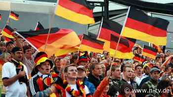 Vor allem in Schulen: Wulff will häufiger die Nationalhymne hören